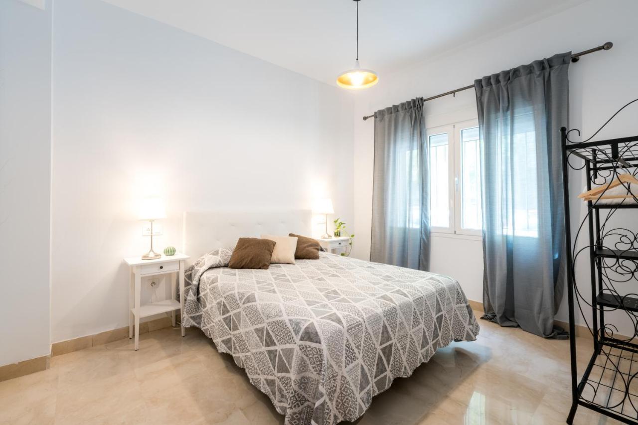 Pr Plaza De Espana Amplio Apartamento 5D 3B Aparcamiento Incluido Seville Exterior photo